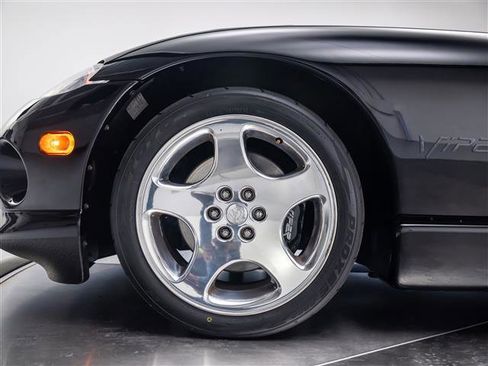 Used 2000 Dodge Viper GTS image 14