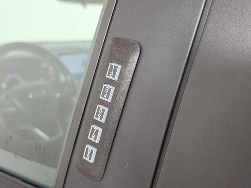 Used 2022 Ford Maverick Lariat w/ Lariat Luxury Package FWD image 36