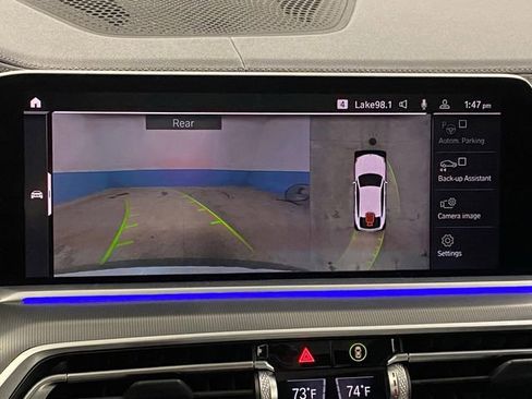 Used 2022 BMW X6 xDrive40i w/ M Sport Package image 11