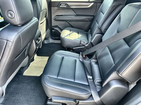 New 2026 GMC Acadia Elevation w/ Black Edition AWD/4WD image 16