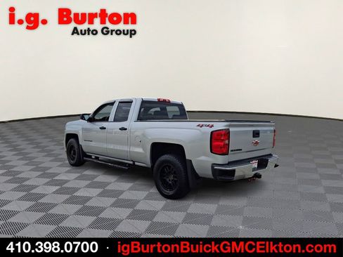 Used 2018 Chevrolet Silverado 1500 W/T w/ WT Convenience Package AWD/4WD image 5