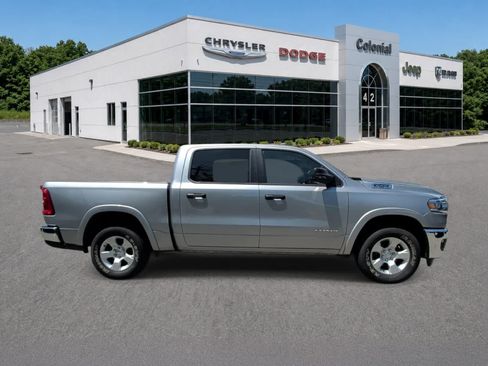 Used 2025 RAM 1500 Big Horn AWD/4WD image 7