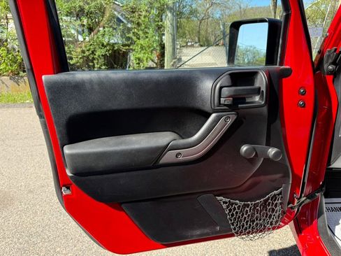 Used 2011 Jeep Wrangler Sport image 13