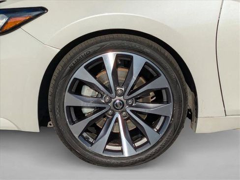 Used 2020 Nissan Maxima Platinum w/ Sport Mat Group image 25