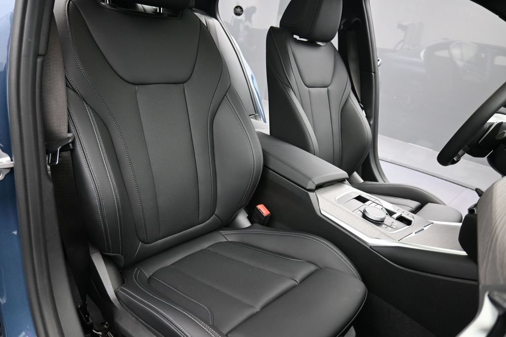 Used 2026 BMW 330i xDrive Sedan AWD/4WD image 20