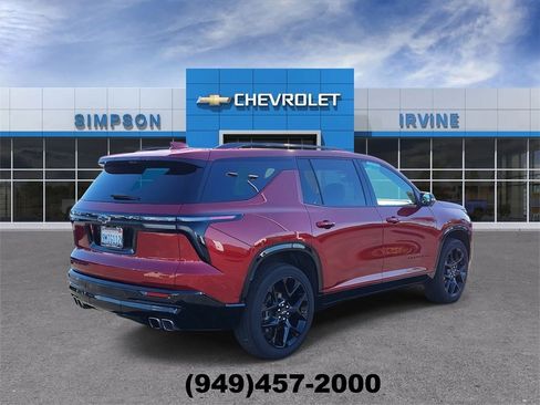 Certified 2024 Chevrolet Traverse RS w/ LPO, Floor Liner Package image 8