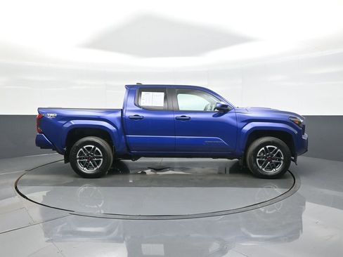 Used 2024 Toyota Tacoma TRD Sport image 8