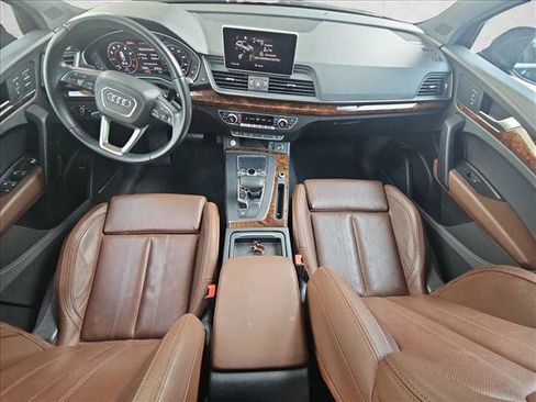 Used 2018 Audi Q5 2.0T Premium Plus w/ Premium Plus Package AWD/4WD image 18