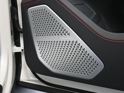 Used 2024 Lamborghini Urus S image 33