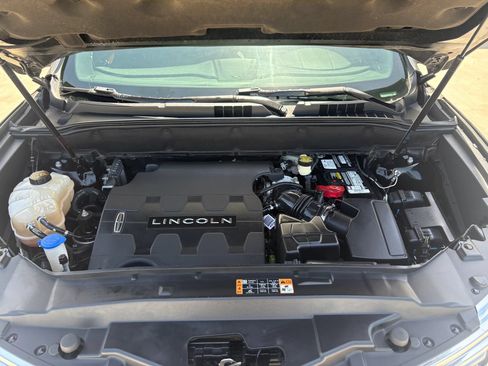 Used 2016 Lincoln MKX Reserve w/ Enhanced Security Package FWD image 33
