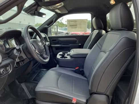 New 2026 RAM 5500 Tradesman w/ Chrome Appearance Group AWD/4WD image 22