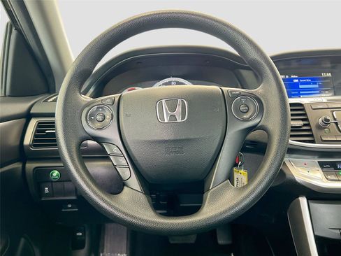 Used 2015 Honda Accord LX image 17