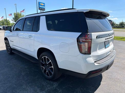 Used 2023 Chevrolet Suburban RST w/ Luxury Package AWD/4WD image 4
