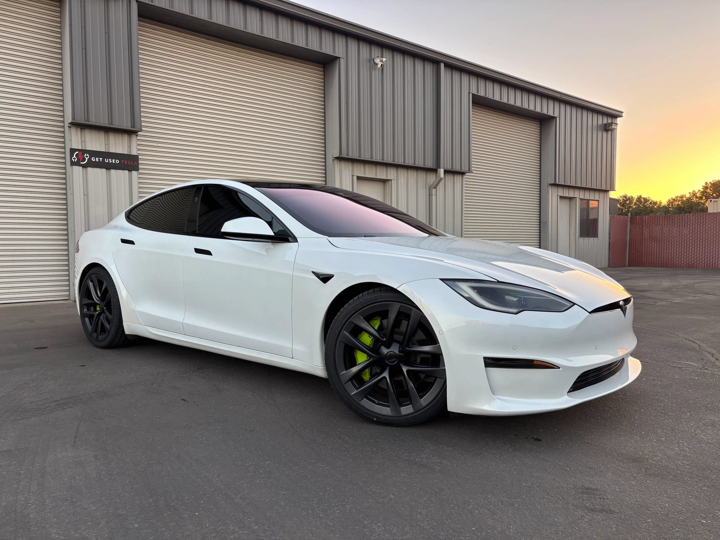 Used 2022 Tesla Model S Standard Range AWD/4WD image 2
