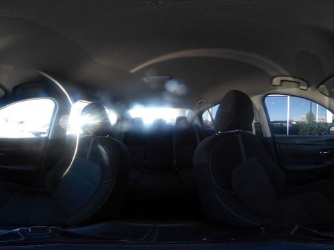 Used 2025 Nissan Sentra SV FWD image 40