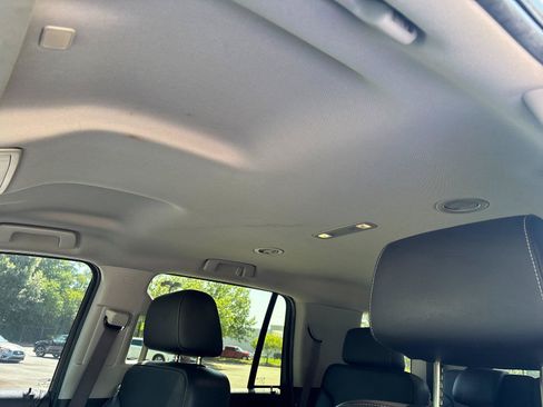 Used 2017 Chevrolet Tahoe Premier RWD image 31