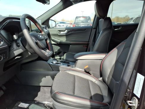 New 2026 Ford Escape ST-Line w/ Tech Pack #1 AWD/4WD image 13