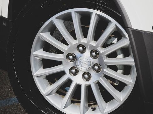 Used 2010 Buick Enclave CXL w/ Trailering Provision Package FWD image 23
