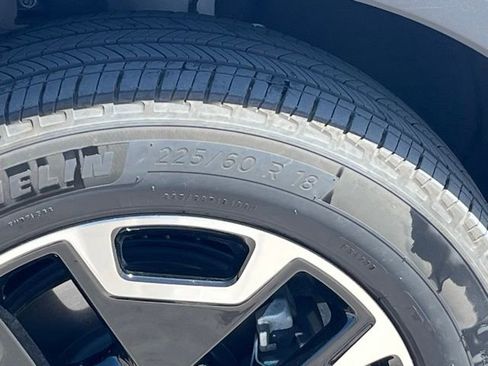 Used 2023 Ford Bronco Sport Outer Banks w/ Tech Package AWD/4WD image 8