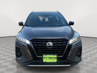 Used 2024 Nissan Kicks SR video 2