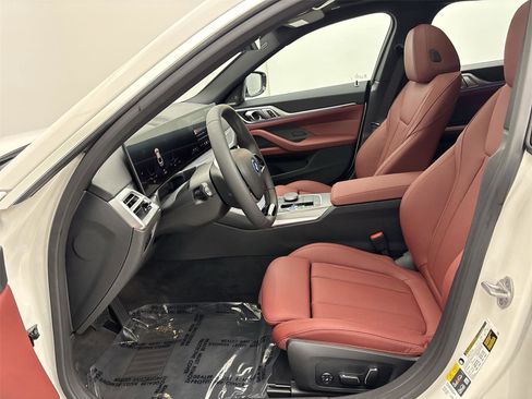 Used 2025 BMW i4 xDrive40i w/ Premium Package image 25