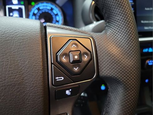 Certified 2022 Toyota Tacoma Limited w/ Nightshade Package AWD/4WD image 19
