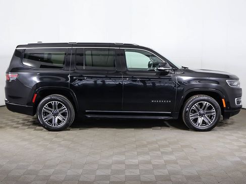 Used 2023 Jeep Wagoneer Series II AWD/4WD image 22