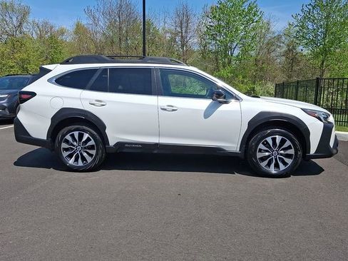 Certified 2024 Subaru Outback Limited AWD/4WD image 8