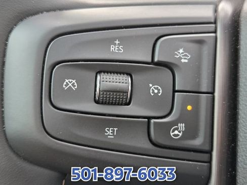 Used 2024 GMC Yukon AT4 AWD/4WD image 30