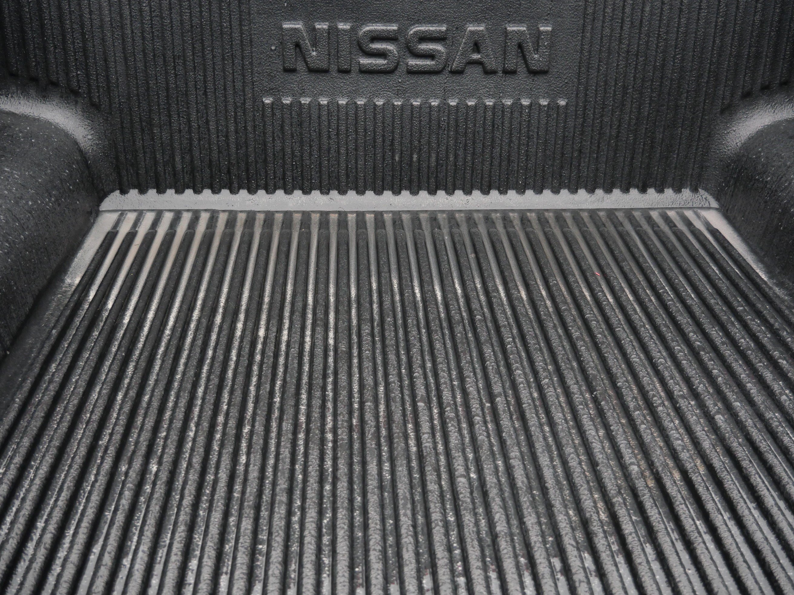 Used 2019 Nissan Frontier SV AWD/4WD image 18