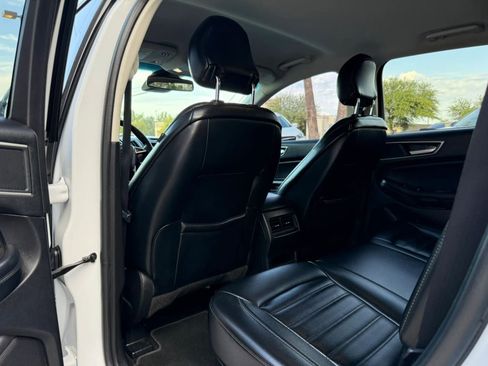 Used 2019 Ford Edge SEL w/ Equipment Group 201A FWD image 42