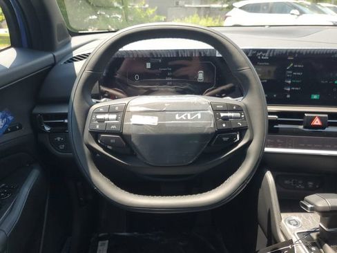 New 2026 Kia Sportage X-Line w/ X-Line Technology Package image 10