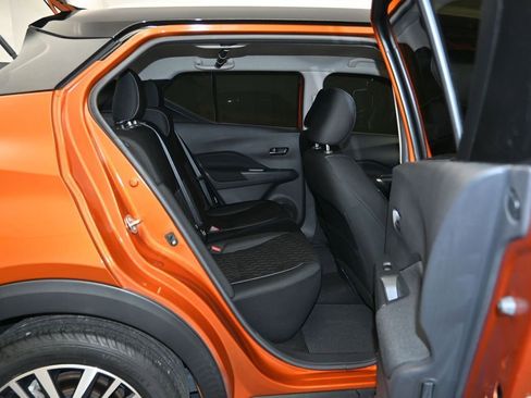 Used 2022 Nissan Kicks SV FWD image 24