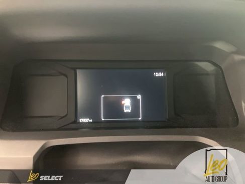 Used 2025 Toyota Tacoma SR5 image 14