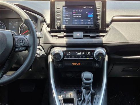 Certified 2022 Toyota RAV4 XLE w/ Carpet Mat Package (TMS) FWD image 15