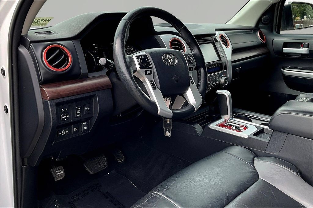 Used 2018 Toyota Tundra Limited w/ Limited Premium Package AWD/4WD image 19