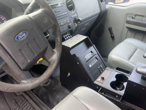 Used 2014 Ford F250 XL RWD image 12