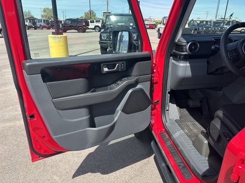 Used 2026 INEOS Grenadier AWD/4WD image 19