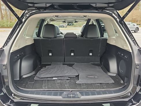 Used 2023 Subaru Forester Limited image 22