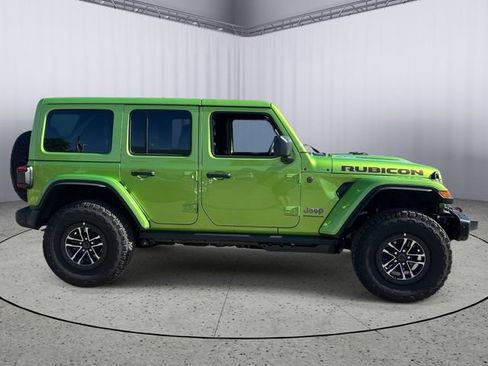 Used 2026 Jeep Wrangler Unlimited Rubicon AWD/4WD image 7