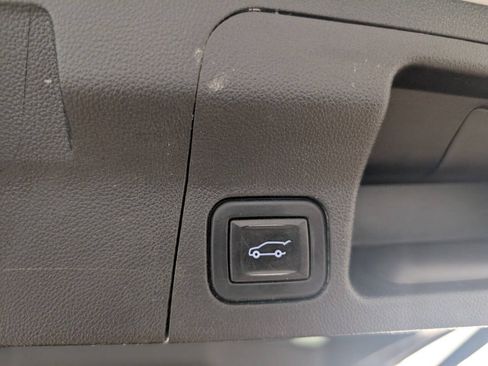 Used 2020 GMC Acadia AT4 w/ GMC Pro Grade Package AWD/4WD image 16