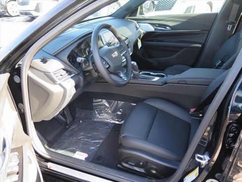 New 2026 Cadillac CT4 Luxury image 9