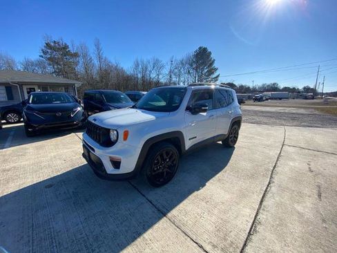 Used 2022 Jeep Renegade Altitude image 2