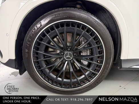 Used 2024 Mercedes-Benz GLC 43 AMG 4MATIC image 11