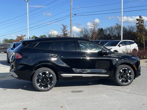 New 2026 Kia Sportage SX image 8