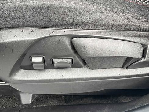 Used 2017 GMC Terrain SLE image 21