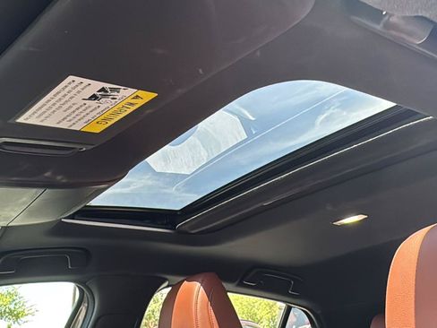 Used 2024 MAZDA MAZDA3 s AWD/4WD image 22