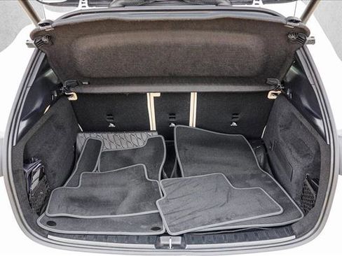 Used 2024 Mercedes-Benz GLA 250 4MATIC image 24