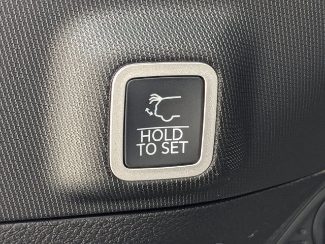 New 2026 Jeep Grand Cherokee Altitude AWD/4WD image 13