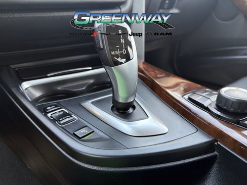 Used 2015 BMW 328i xDrive Sedan AWD/4WD image 21